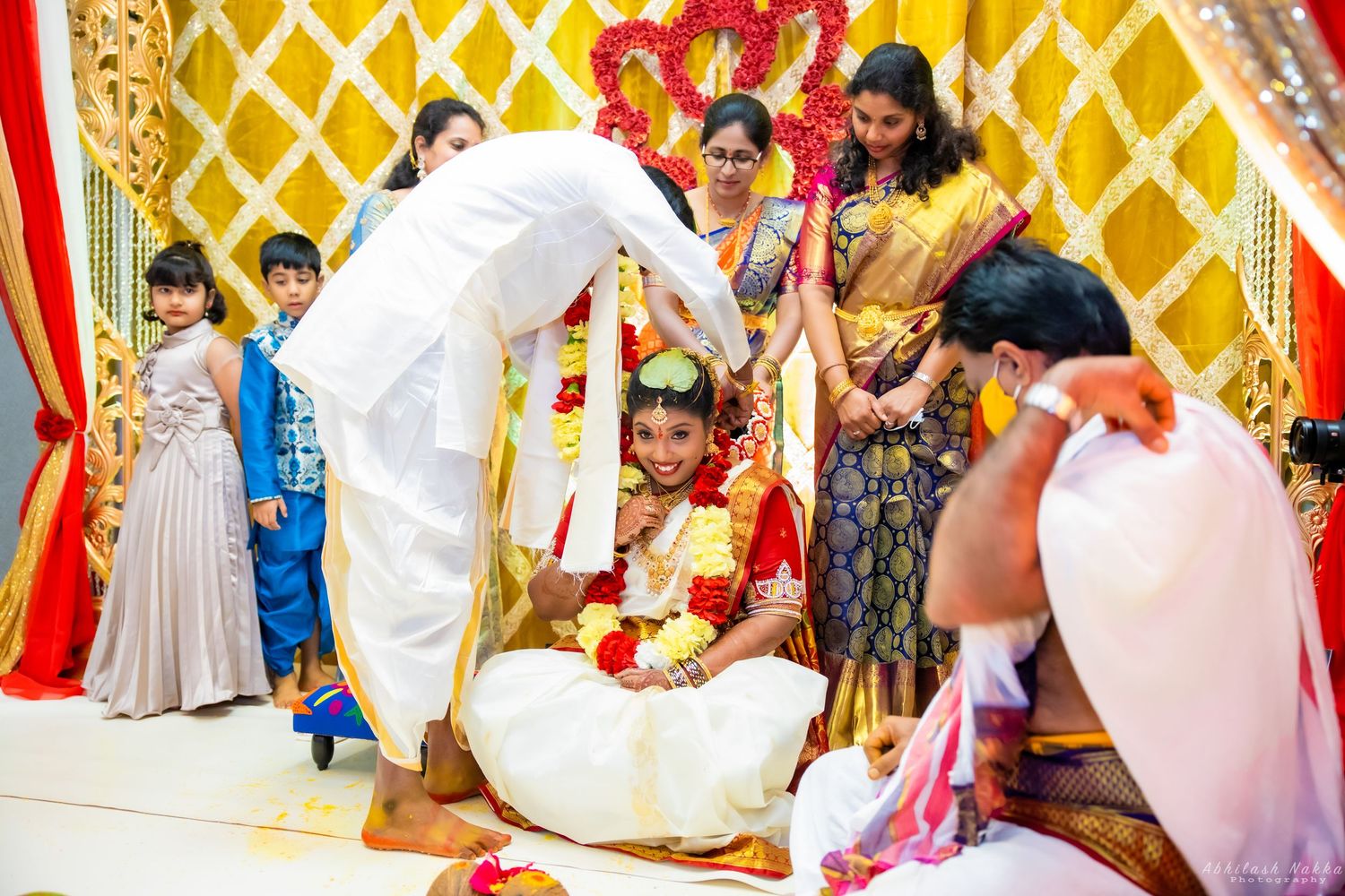 Dallas wedding photographer capturing Indian and American weddings with 4K cinematic videography family, headshots, and lifestyle sessions
