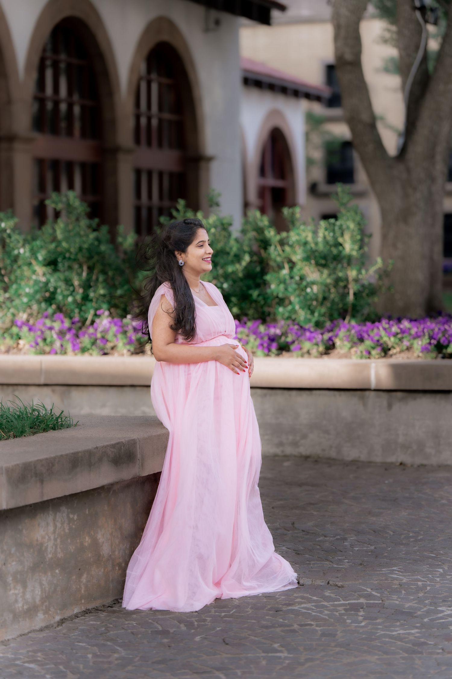 Maternity photoshoot in Dallas with natural light portraits and 4K video sessions wedding photographer capturing Indian and American wedding
