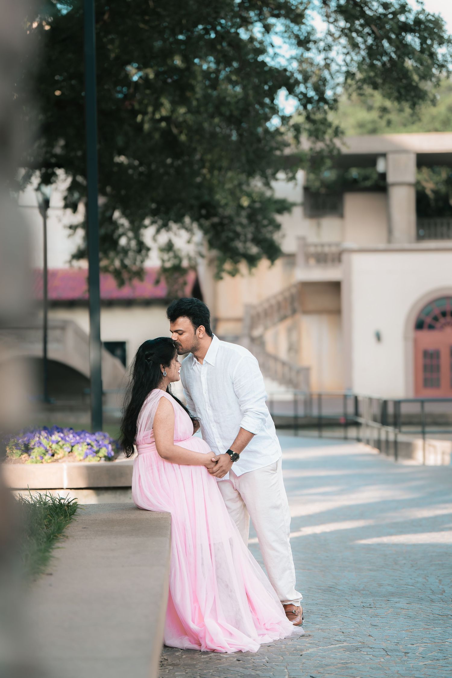 Maternity photoshoot in Dallas with natural light portraits and 4K video sessions wedding photographer capturing Indian and American wedding