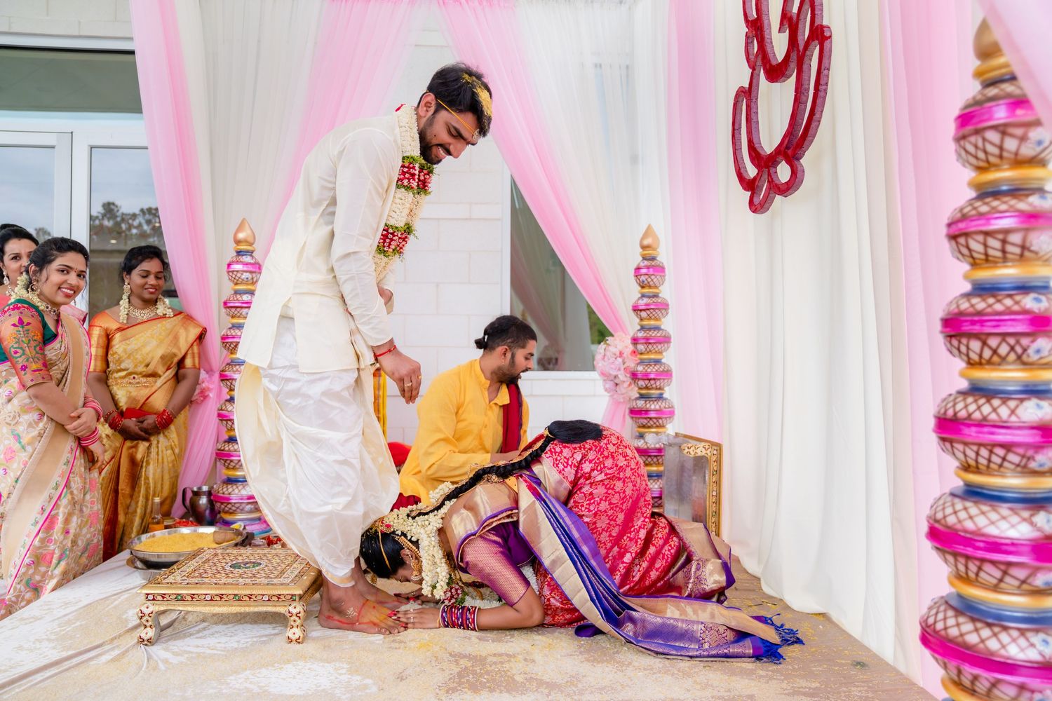Dallas wedding photographer capturing Indian and American weddings with 4K cinematic videography family, headshots, and lifestyle sessions
