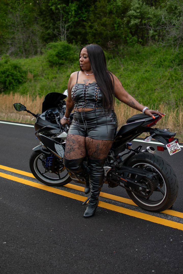 DC, MD, VA lifestyle photography. Female photographer, night life photographer, Portrait Photographer. DMV Female Photographer