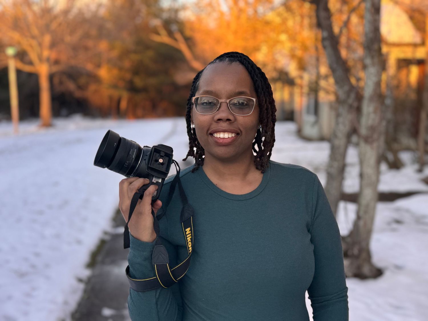 DMV Portrait Photographer, DMV Boudoir Photographer. Female Boudoir Photographer. DC, MD, VA LGBTQ+ friendly photographer, Dark & Moody
