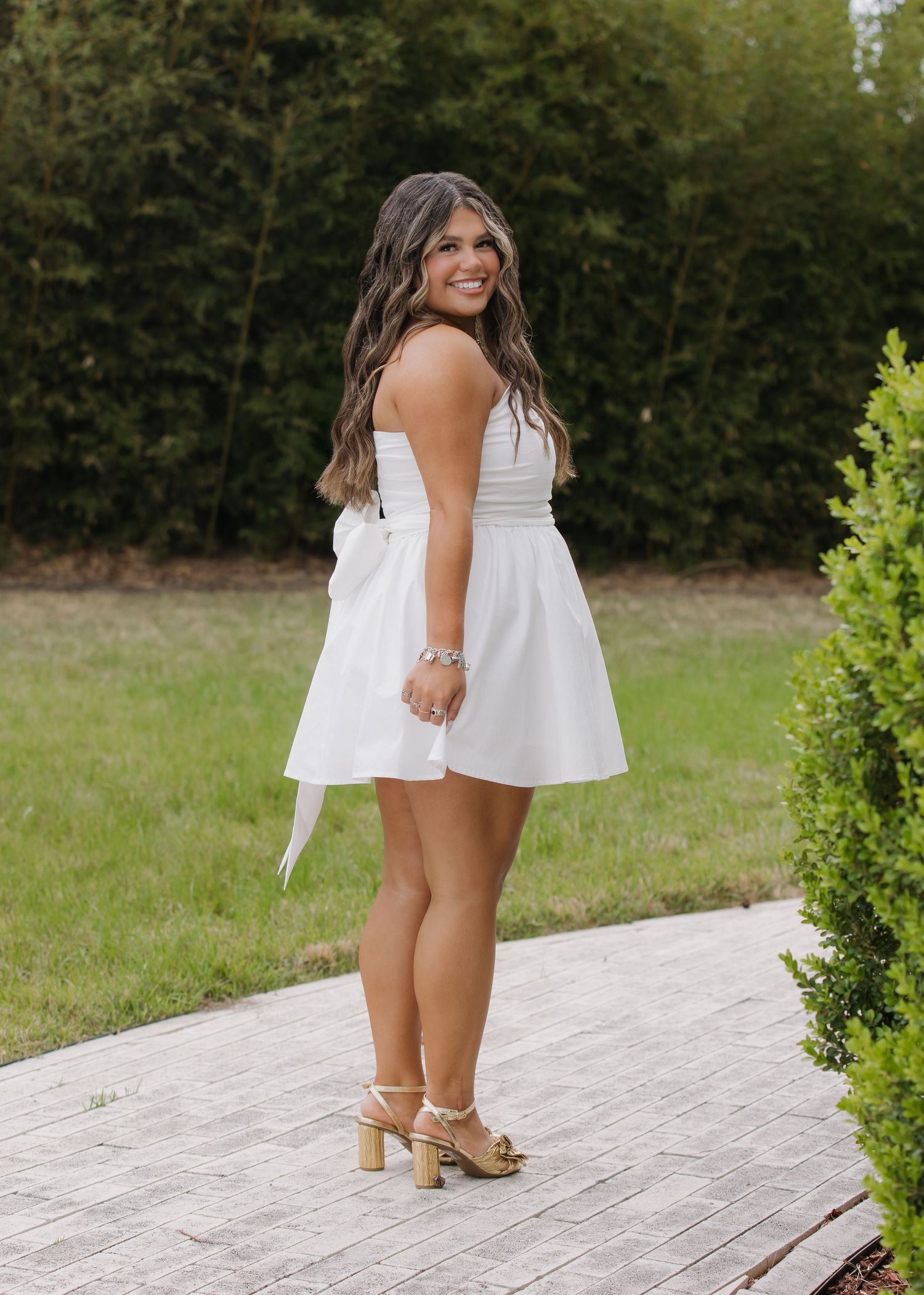 Senior session at Lambermont Events in San Antonio