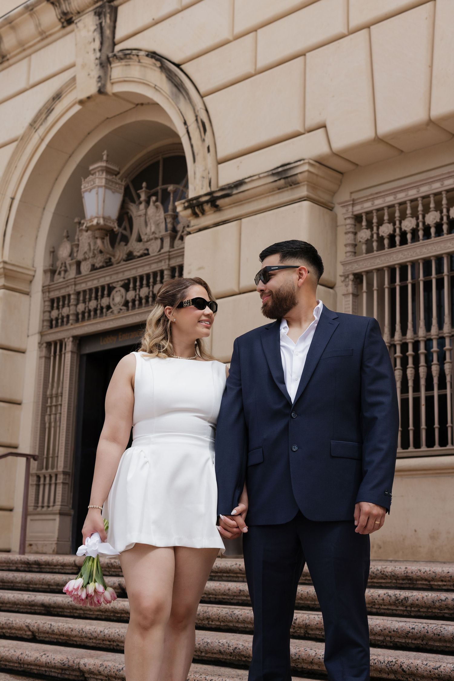 downtown-san-antonio-post-office-engagement-photos