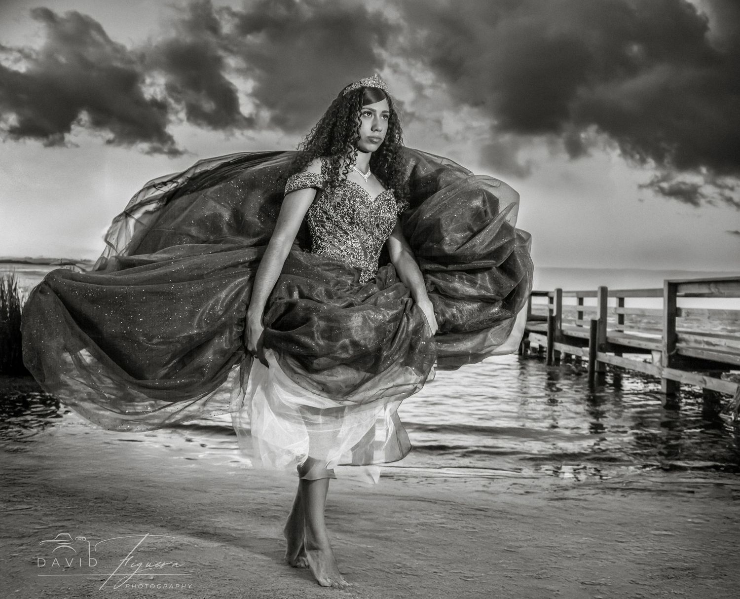 Indoor and outdoor quinceañera photo sessions