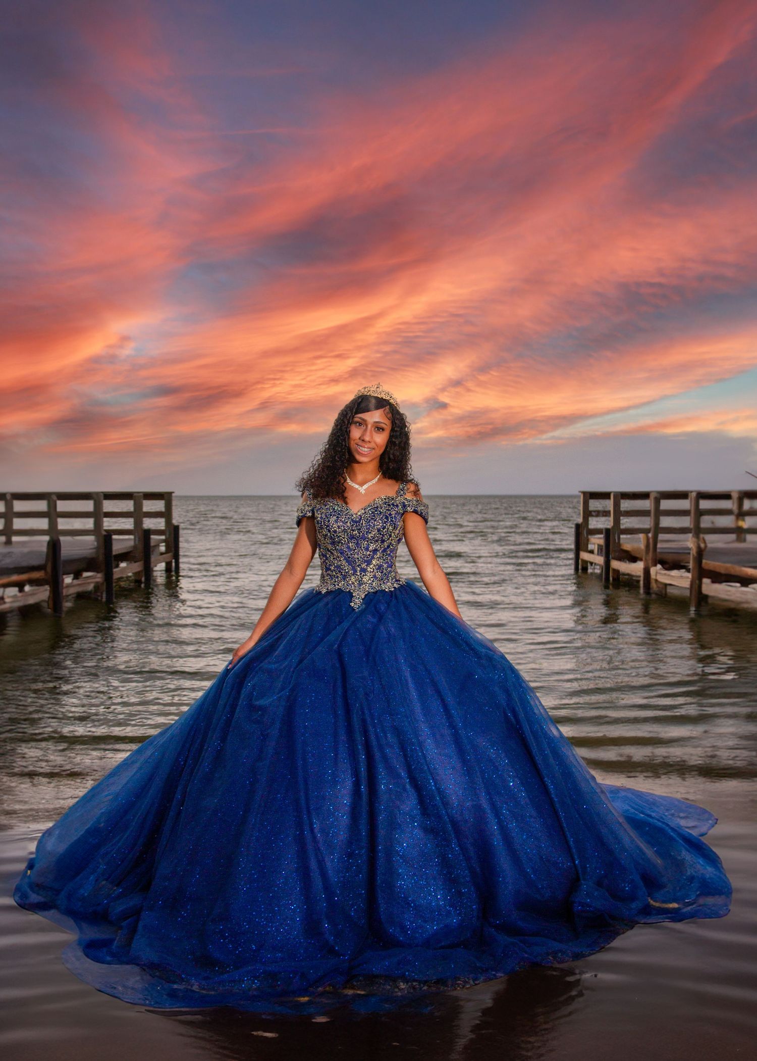 Indoor and outdoor quinceañera photo sessions