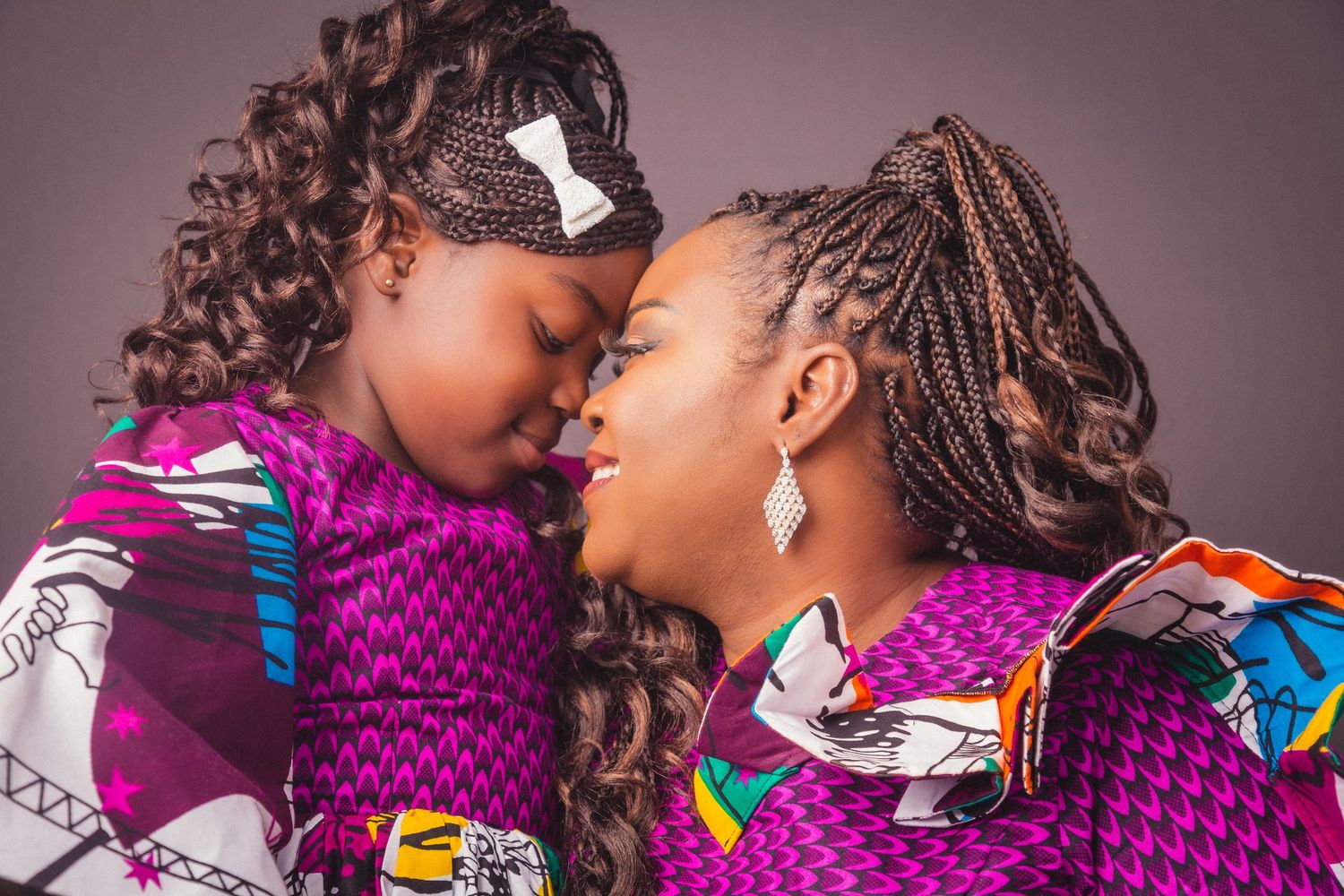 Daughter & mother | unboxed portraits family portrait photography