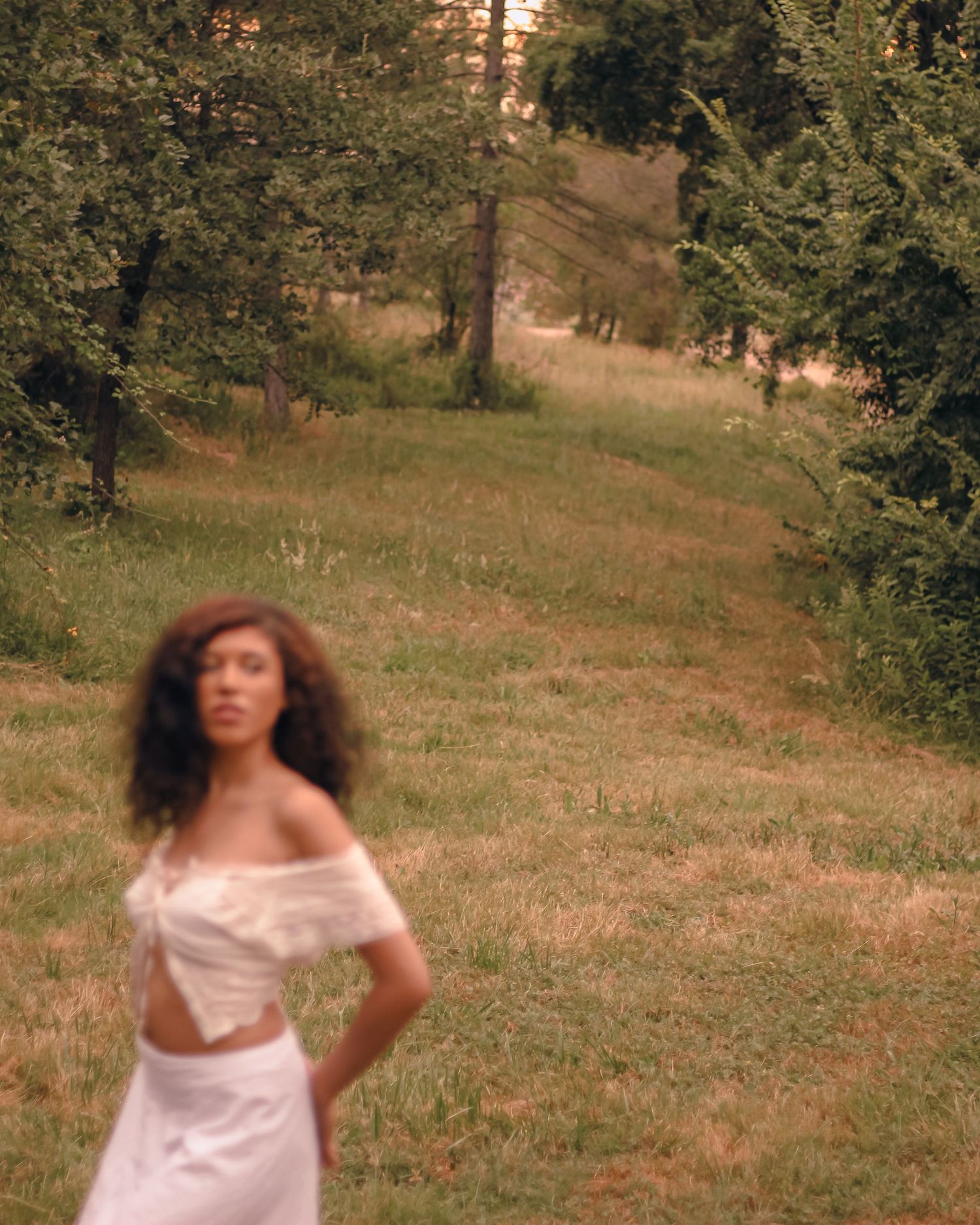 photoshoot d'une femme dans les hauteurs de nice
