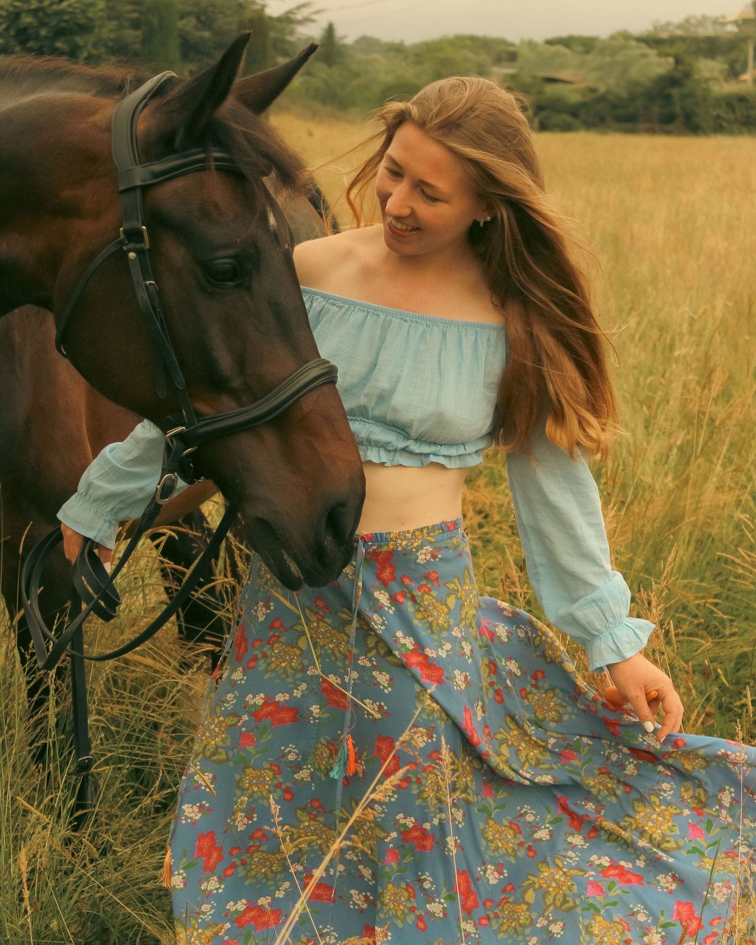 photo d'une femme et son cheval