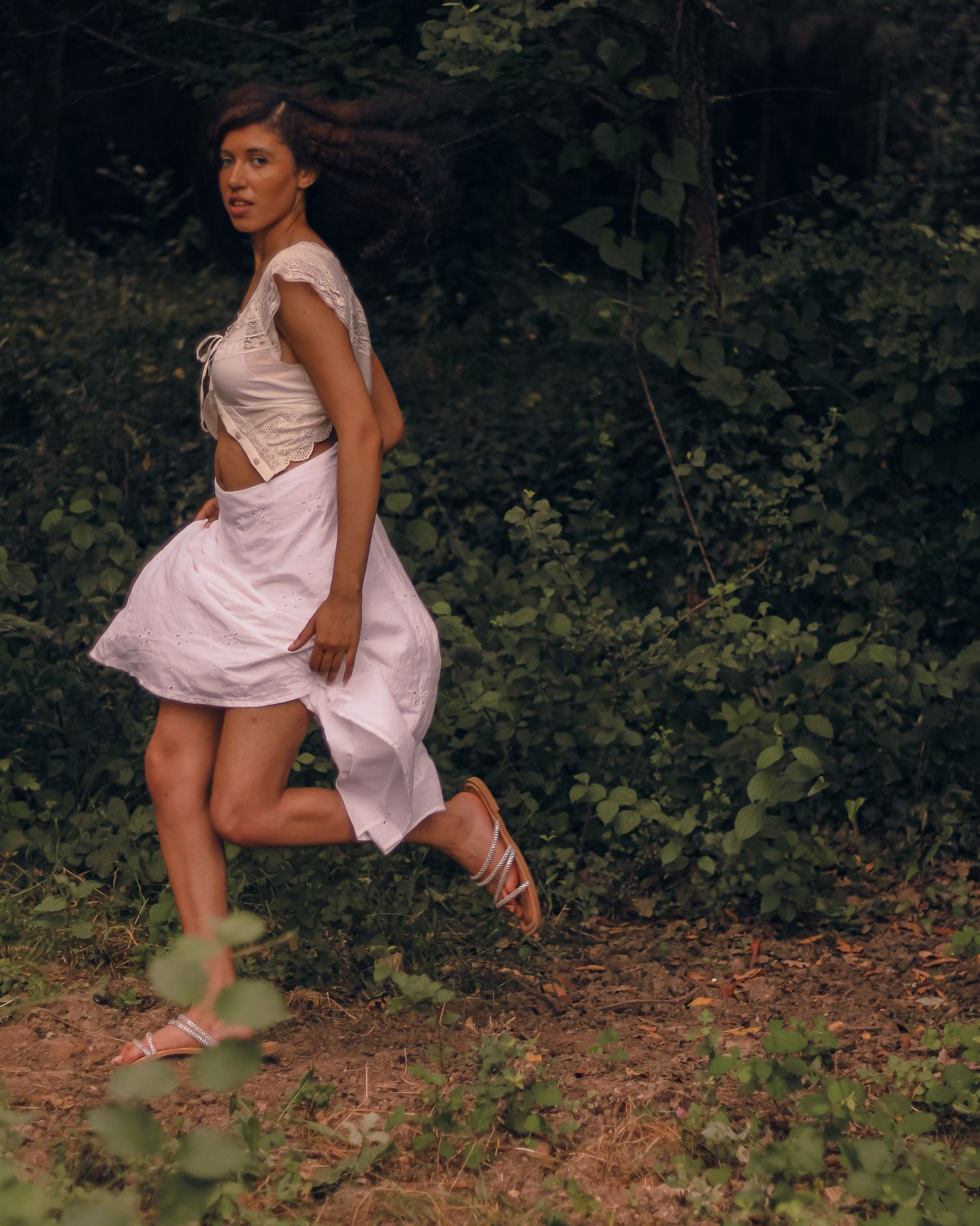 photoshoot d'une femme dans les hauteurs de nice