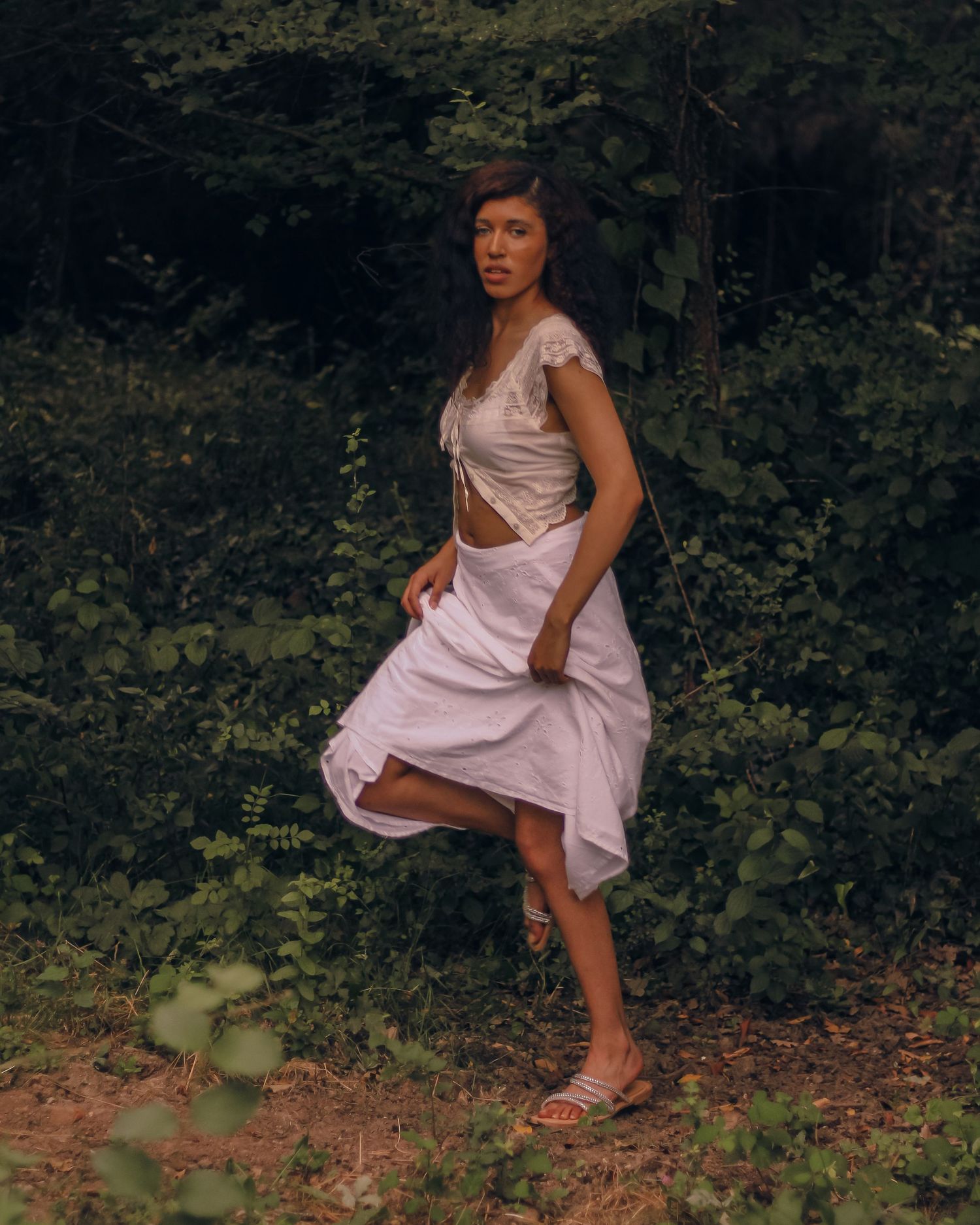 photoshoot d'une femme dans les hauteurs de nice