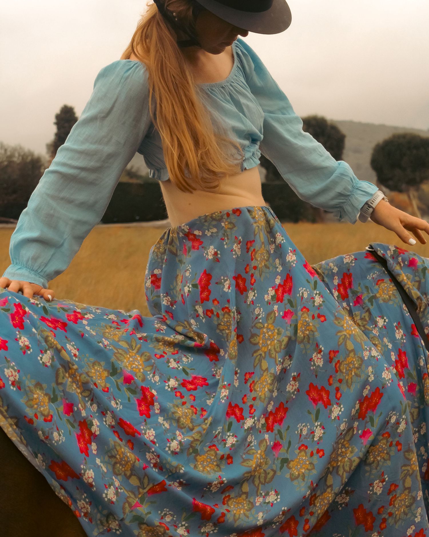 photo d'une femme et son cheval