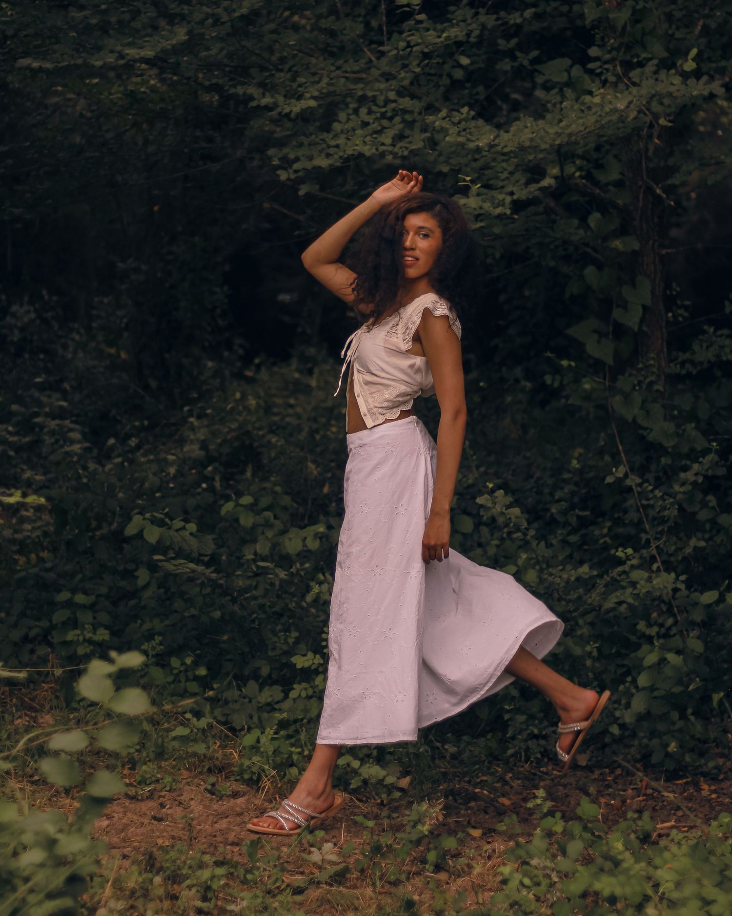 photoshoot d'une femme dans les hauteurs de nice