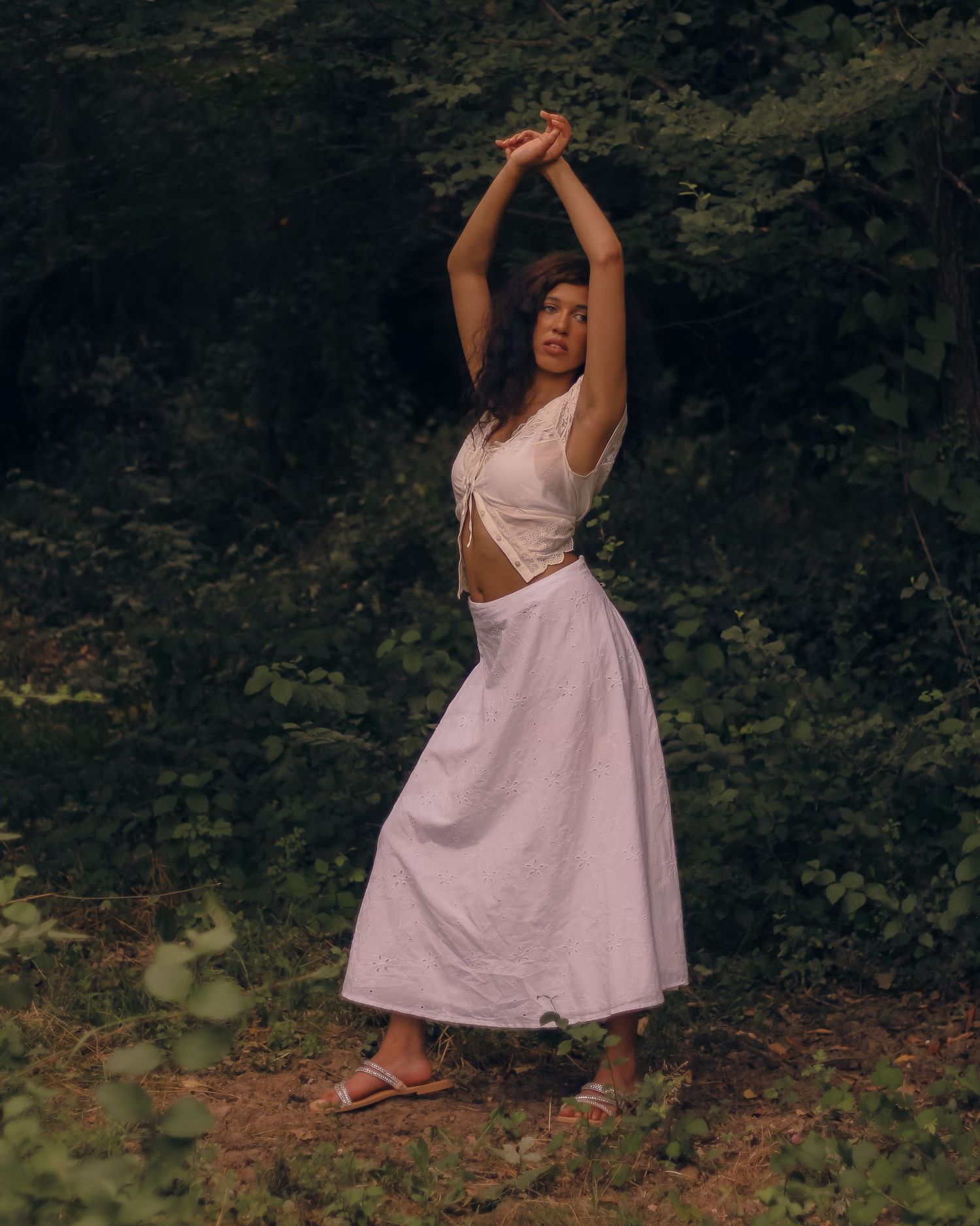 photoshoot d'une femme dans les hauteurs de nice