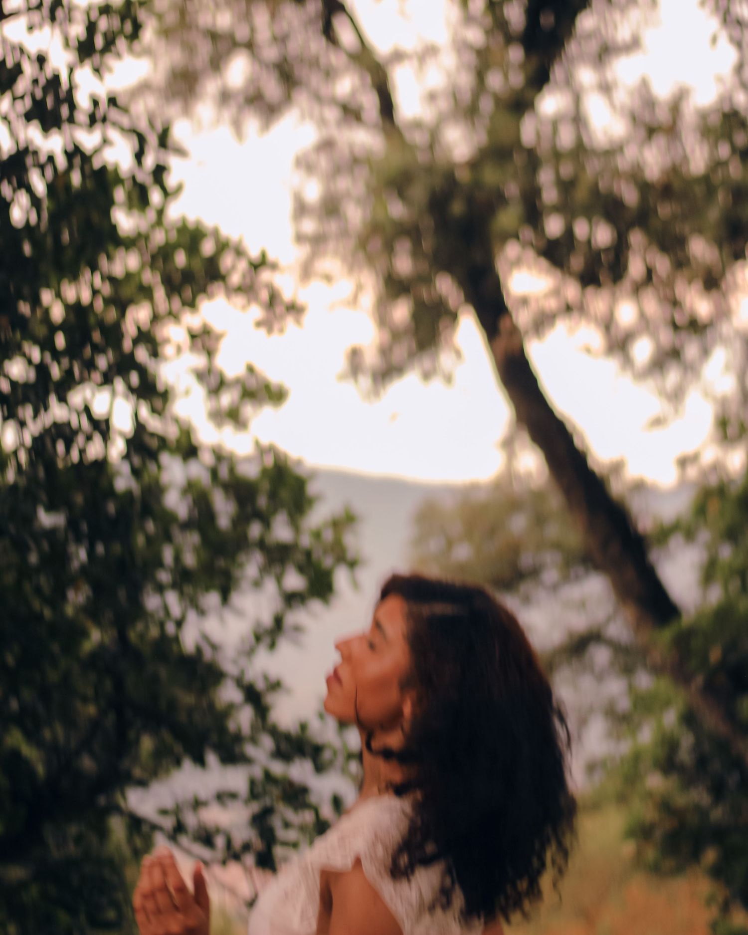 photoshoot d'une femme dans les hauteurs de nice