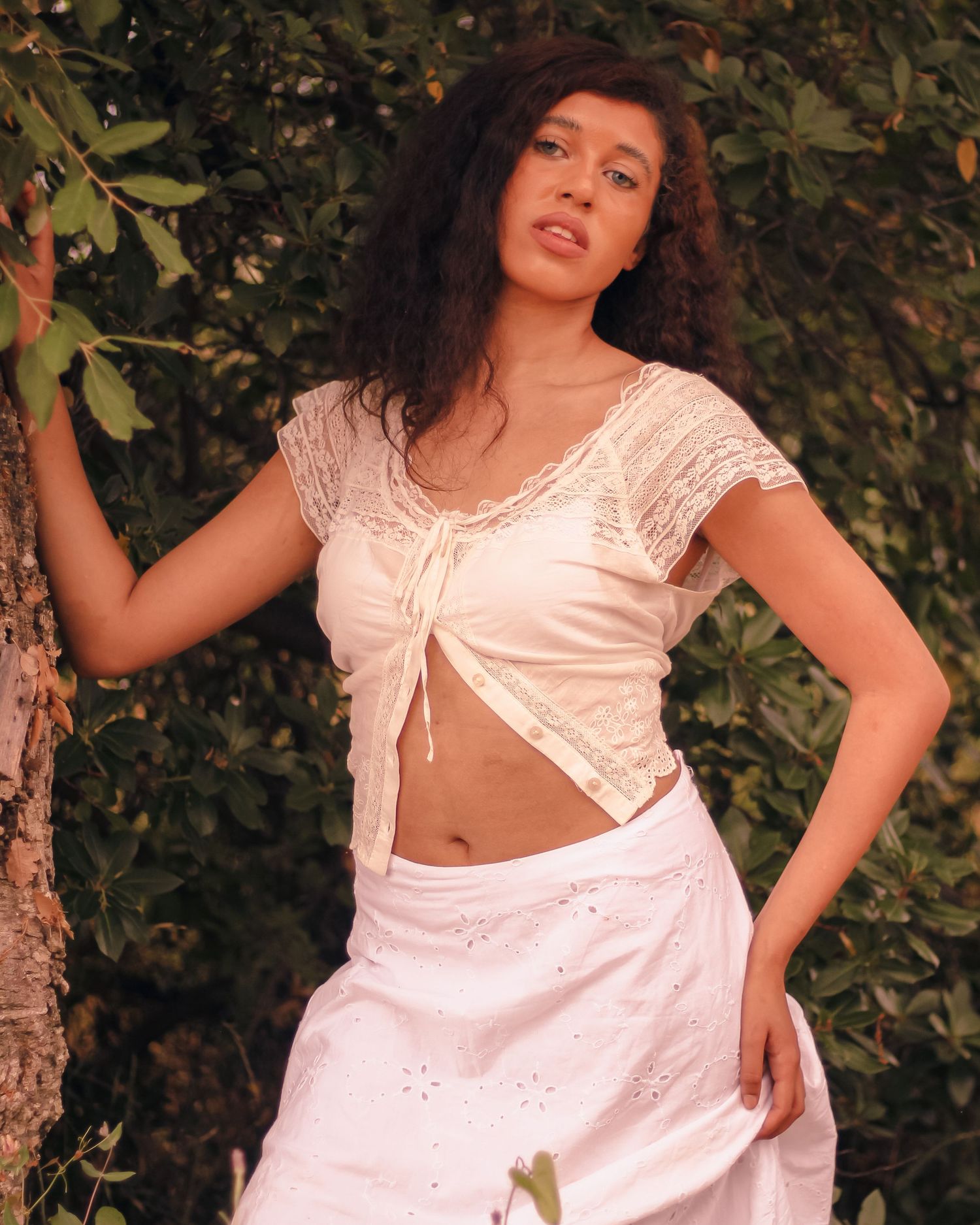photoshoot d'une femme dans les hauteurs de nice