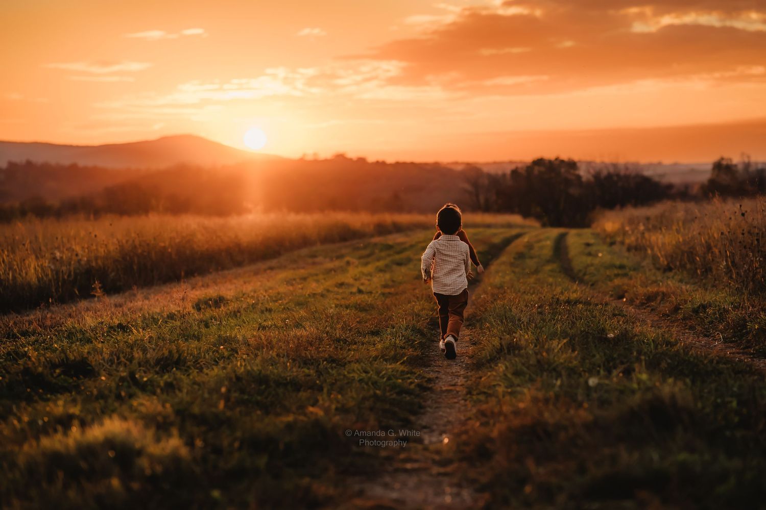 Amanda G. White photography Fine Art children's sunset photography session in Berks county, Pennsylvania.