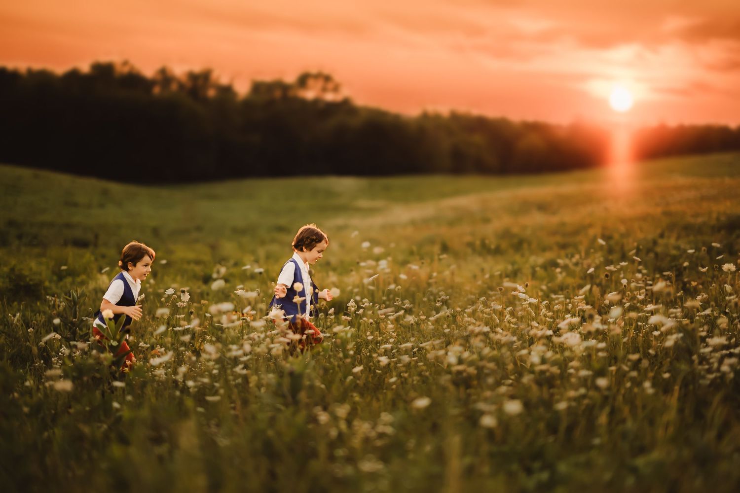 Amanda G. White Fine Art children's sunset photography session in Berks county, Pennsylvania.