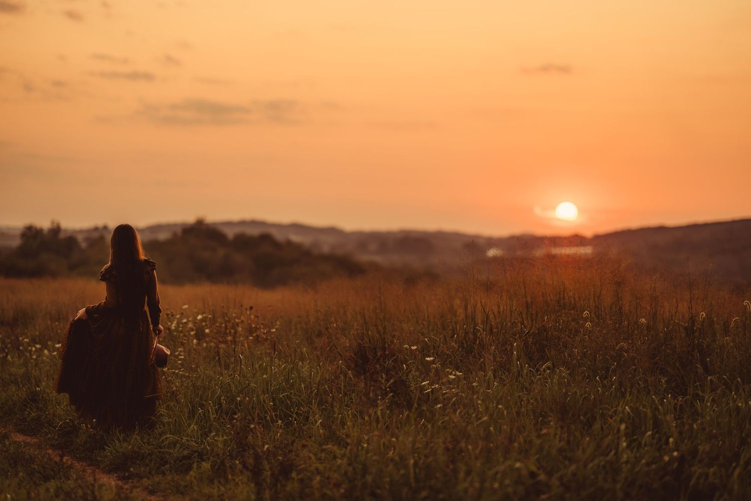 Amanda G. White Fine Art children's sunset photography session in Berks county, Pennsylvania.