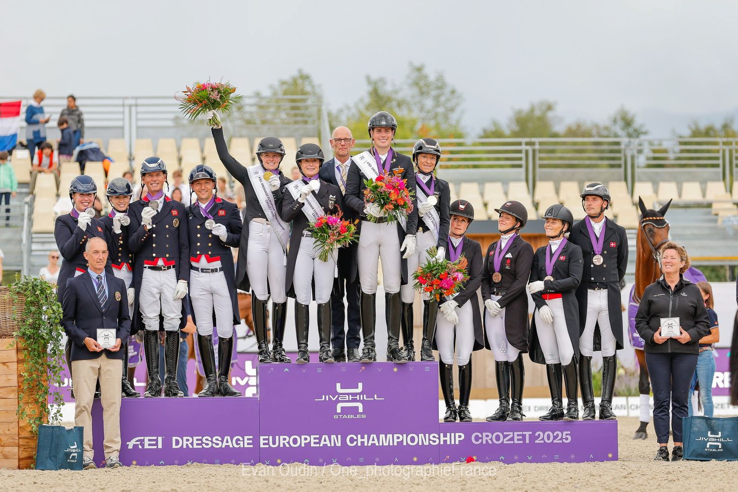 podium du grand prix du FEI championnat d'europe de dressage