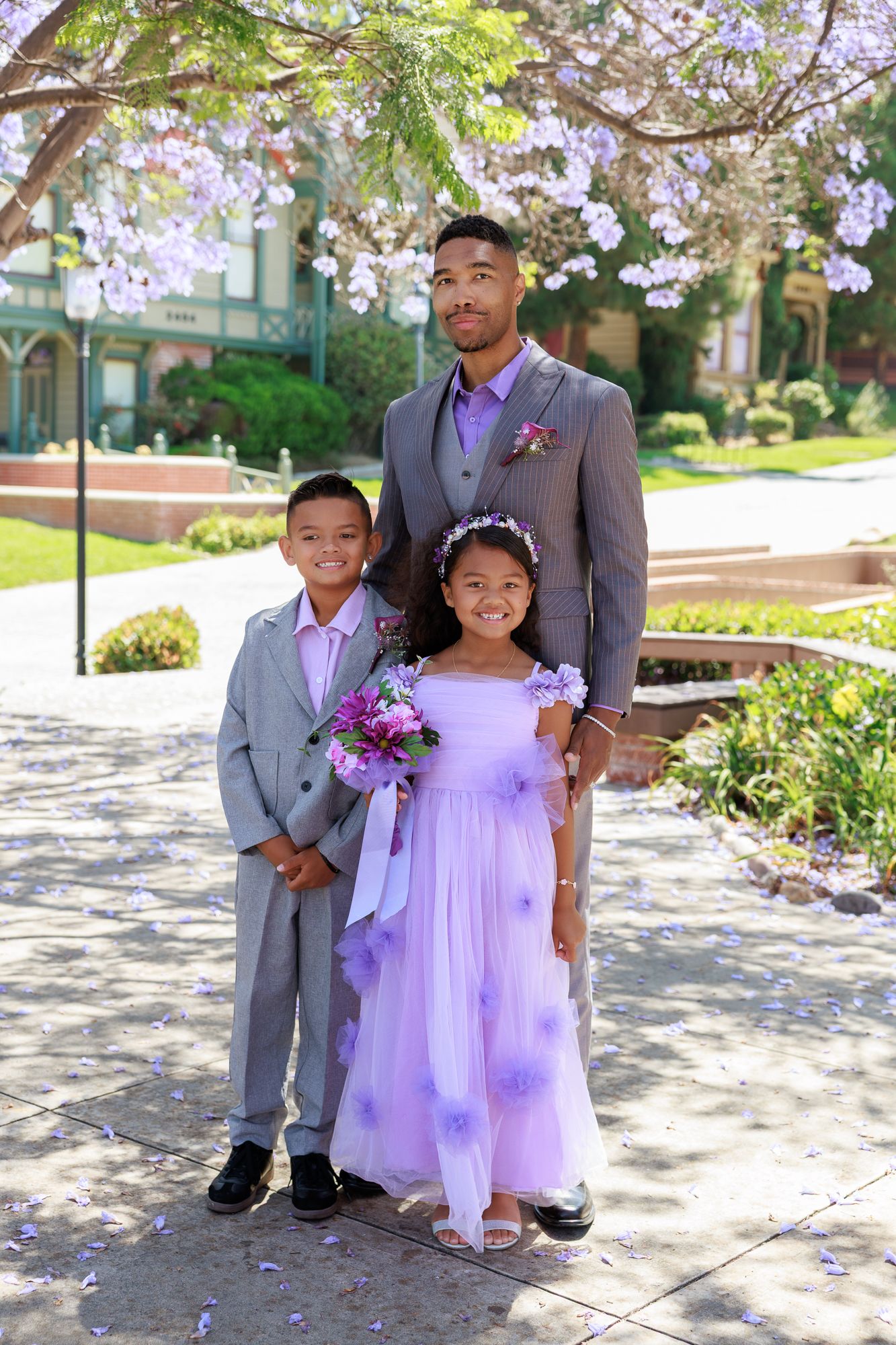 wedding family portraits outdoor garden group san diego old town