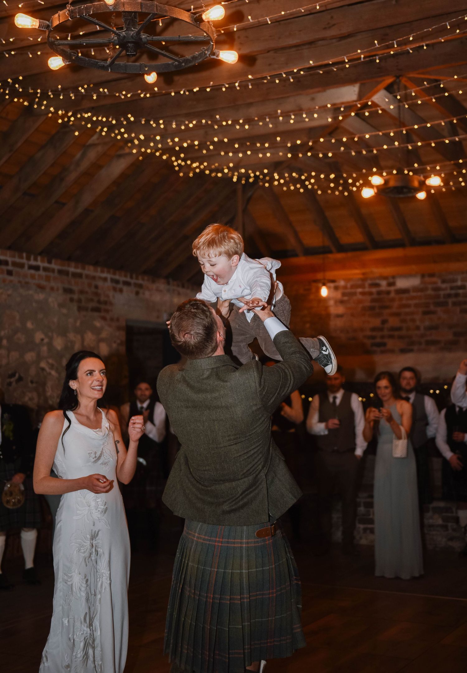 Documentary Editorial Wedding Photographer based in Scotland, Dundee, Edinburgh, Glasgow,
Rhynd Wedding