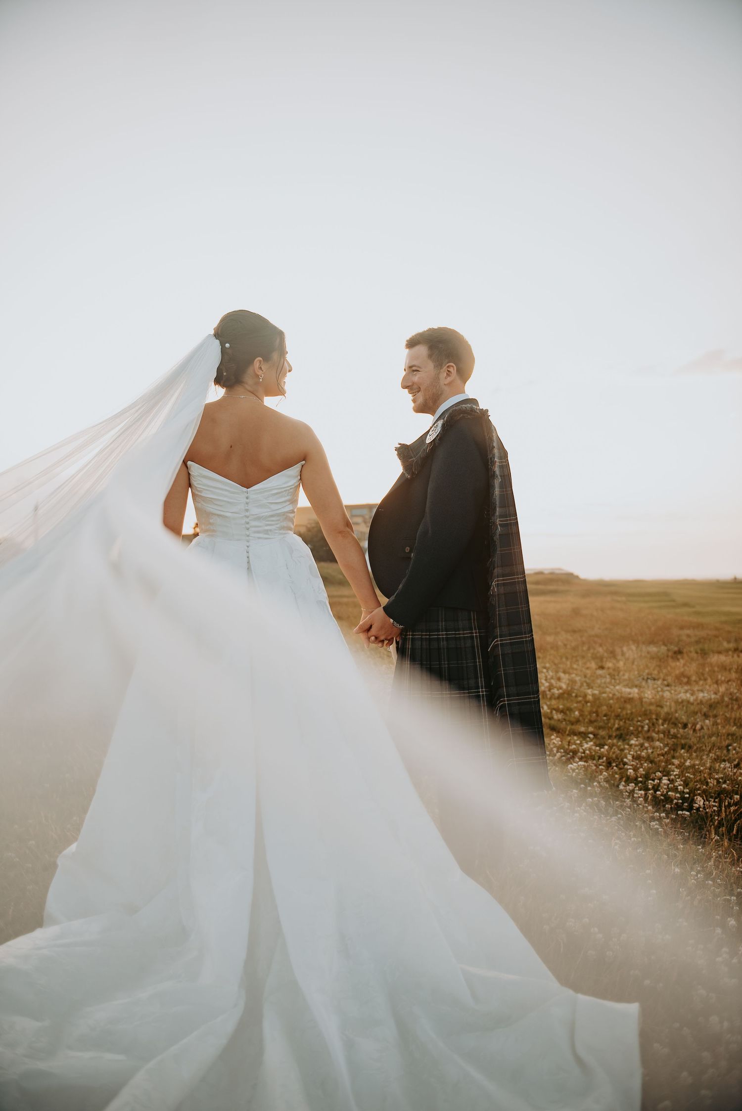 Family and Wedding Photographer Based in Scotland Dundee
Affordable, relaxed and heartfelt photography with a personal touch
