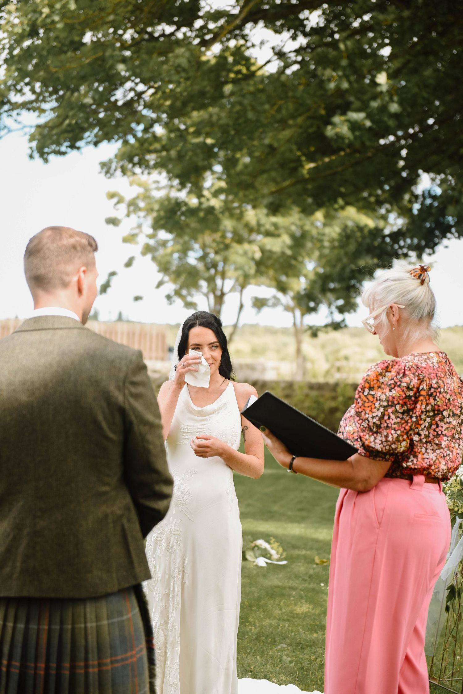 Documentary Editorial Wedding Photographer based in Scotland, Dundee, Edinburgh, Glasgow,
Rhynd Wedding