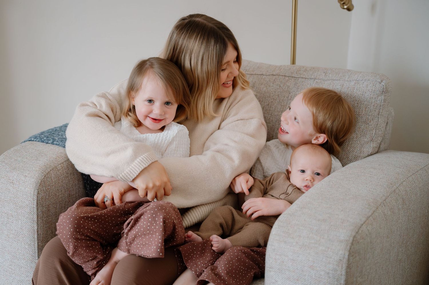 Documentary Editorial Wedding Photographer based in Scotland, Dundee, Edinburgh, Glasgow