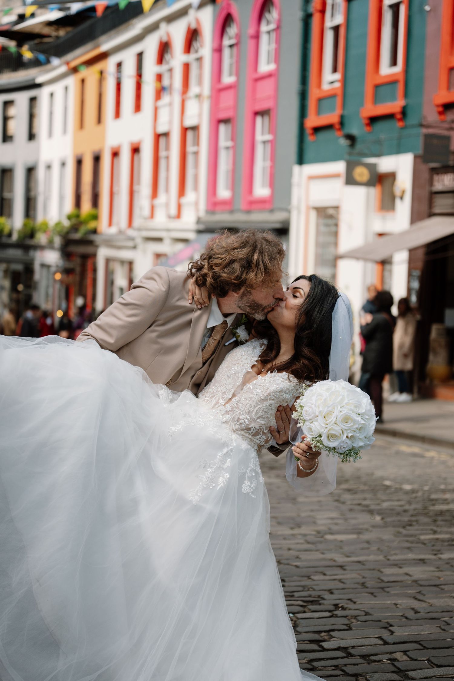 Documentary Editorial Wedding Photographer based in Scotland, Dundee, Edinburgh, Glasgow
Edinburgh City Chambers Wedding