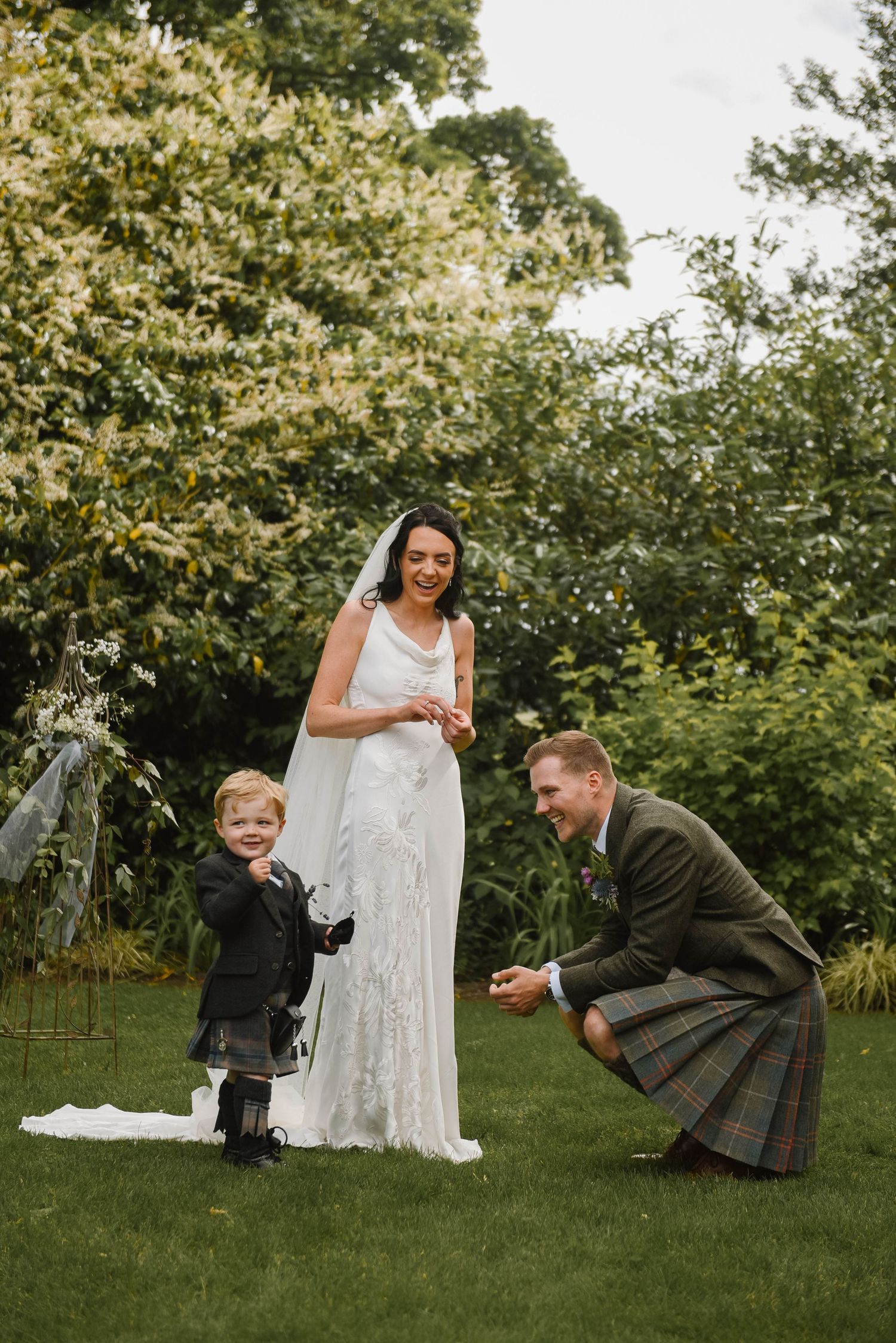 Documentary Editorial Wedding Photographer based in Scotland, Dundee, Edinburgh, Glasgow,
Rhynd Wedding