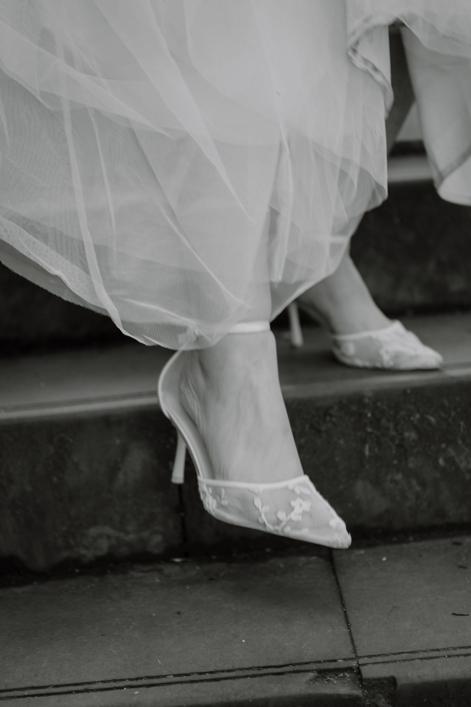 Documentary Editorial Wedding Photographer based in Scotland, Dundee, Edinburgh, Glasgow
Edinburgh City Chambers Wedding