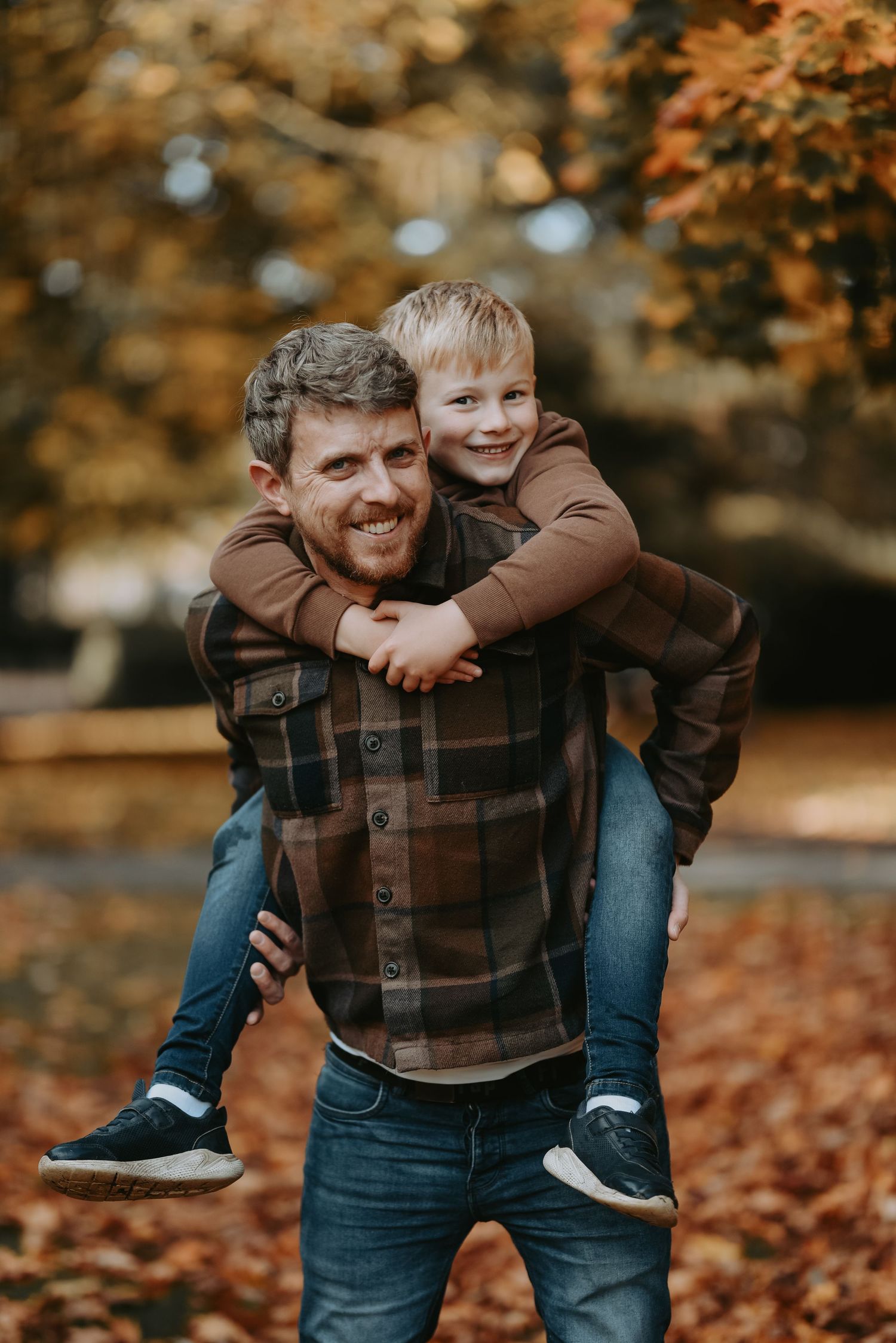 Family and Wedding Photographer Based in Scotland Dundee
Affordable, relaxed and heartfelt photography with a personal touch