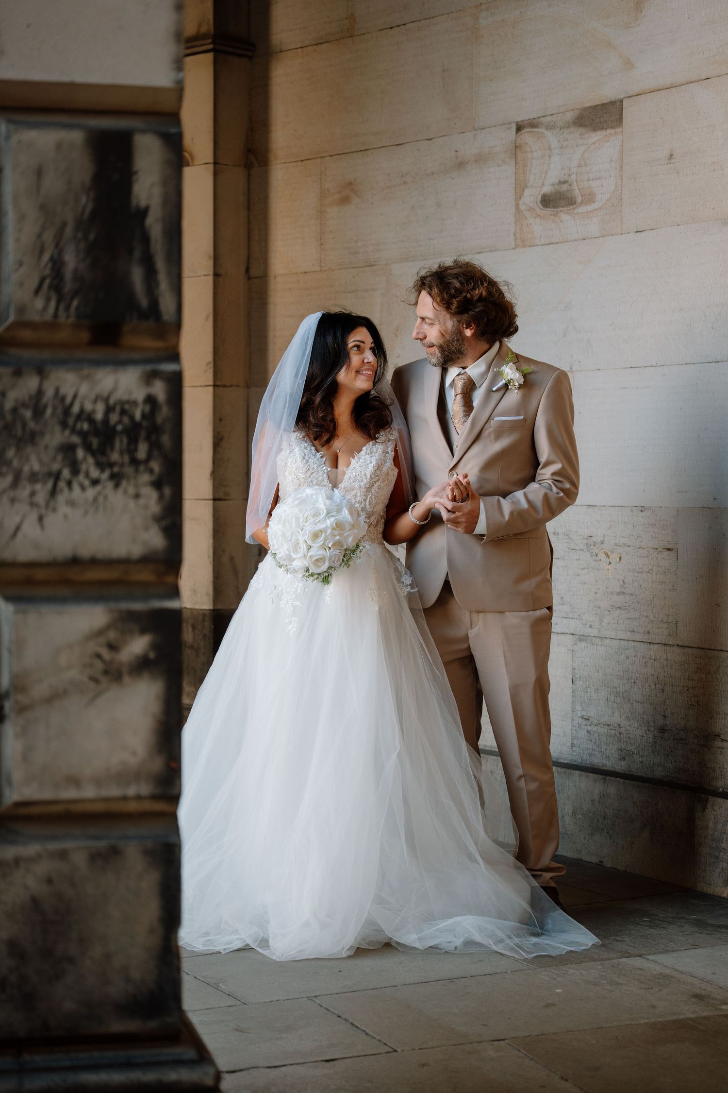 Documentary Editorial Wedding Photographer based in Scotland, Dundee, Edinburgh, Glasgow
Edinburgh City Chambers Wedding
