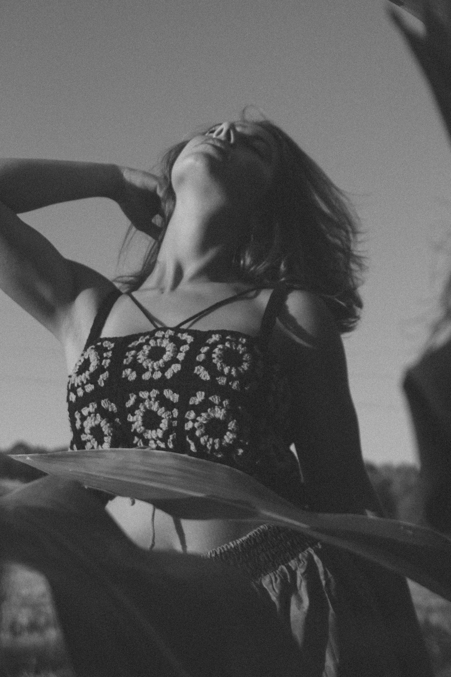 photo shooting woman hills