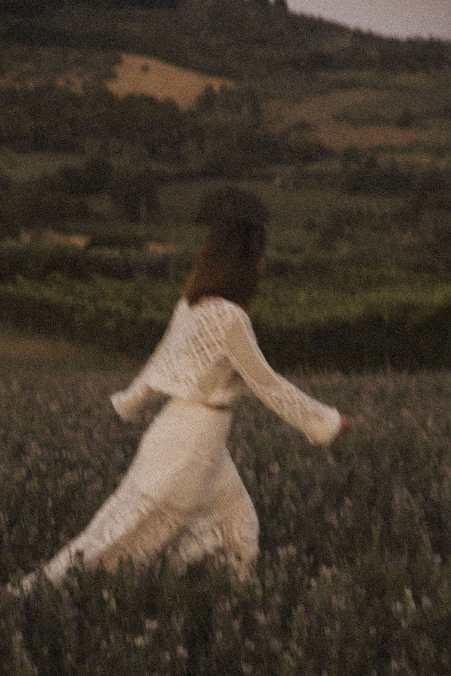 Woman countryside photography