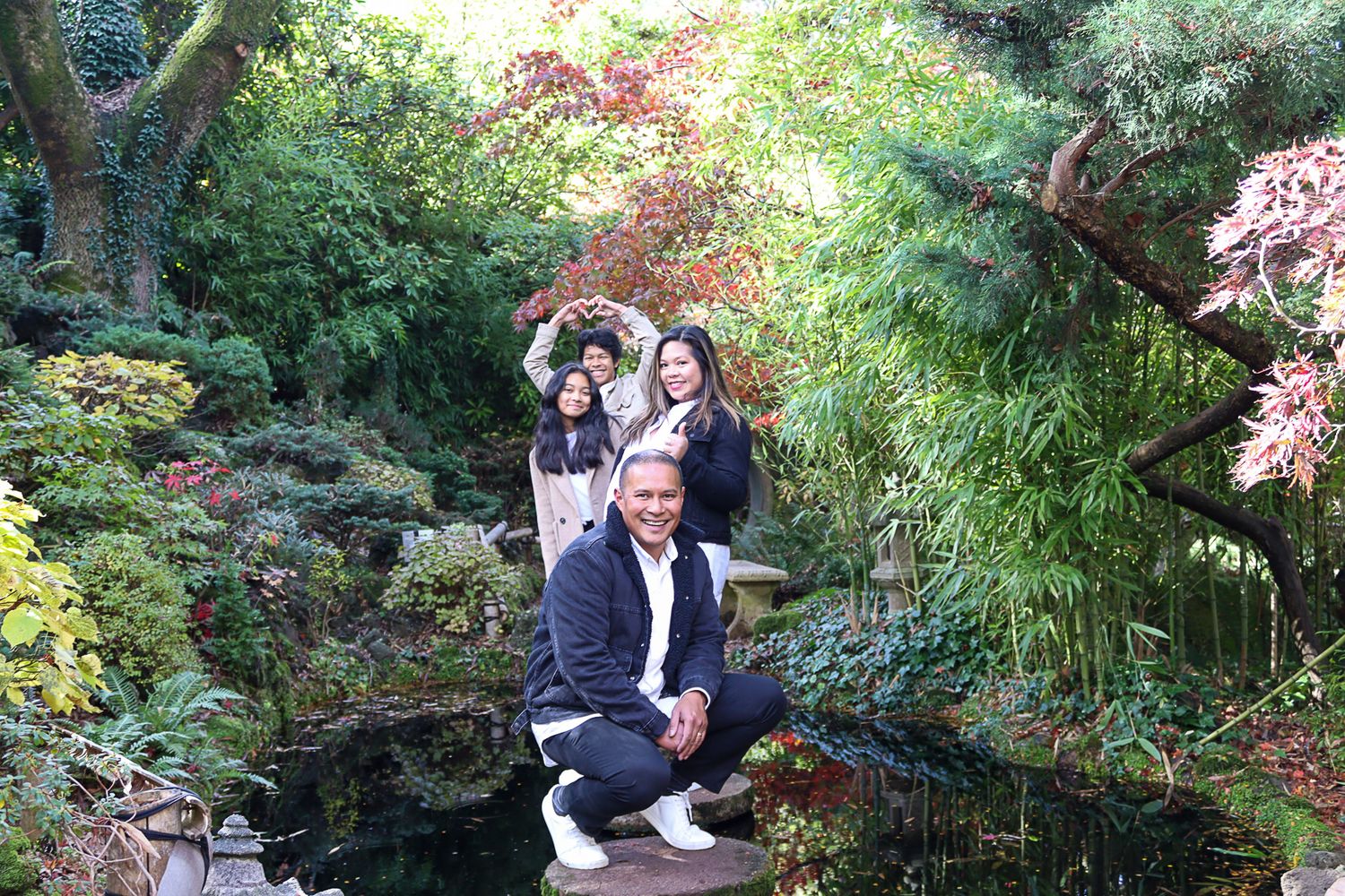 Family photography session outdoors in Victoria, Sypher Shoots