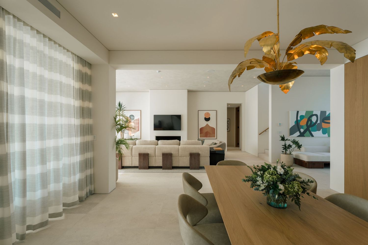 Luxury real estate photography, Los Cabos properties, ocean view homes, beachfront villas, modern architecture, high-end listings, resorts