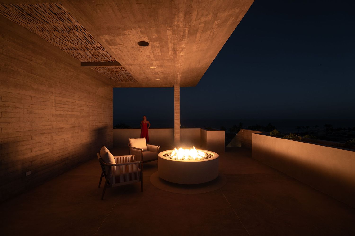 Luxury real estate photography, Los Cabos properties, ocean view homes, beachfront villas, modern architecture, high-end listings, resorts