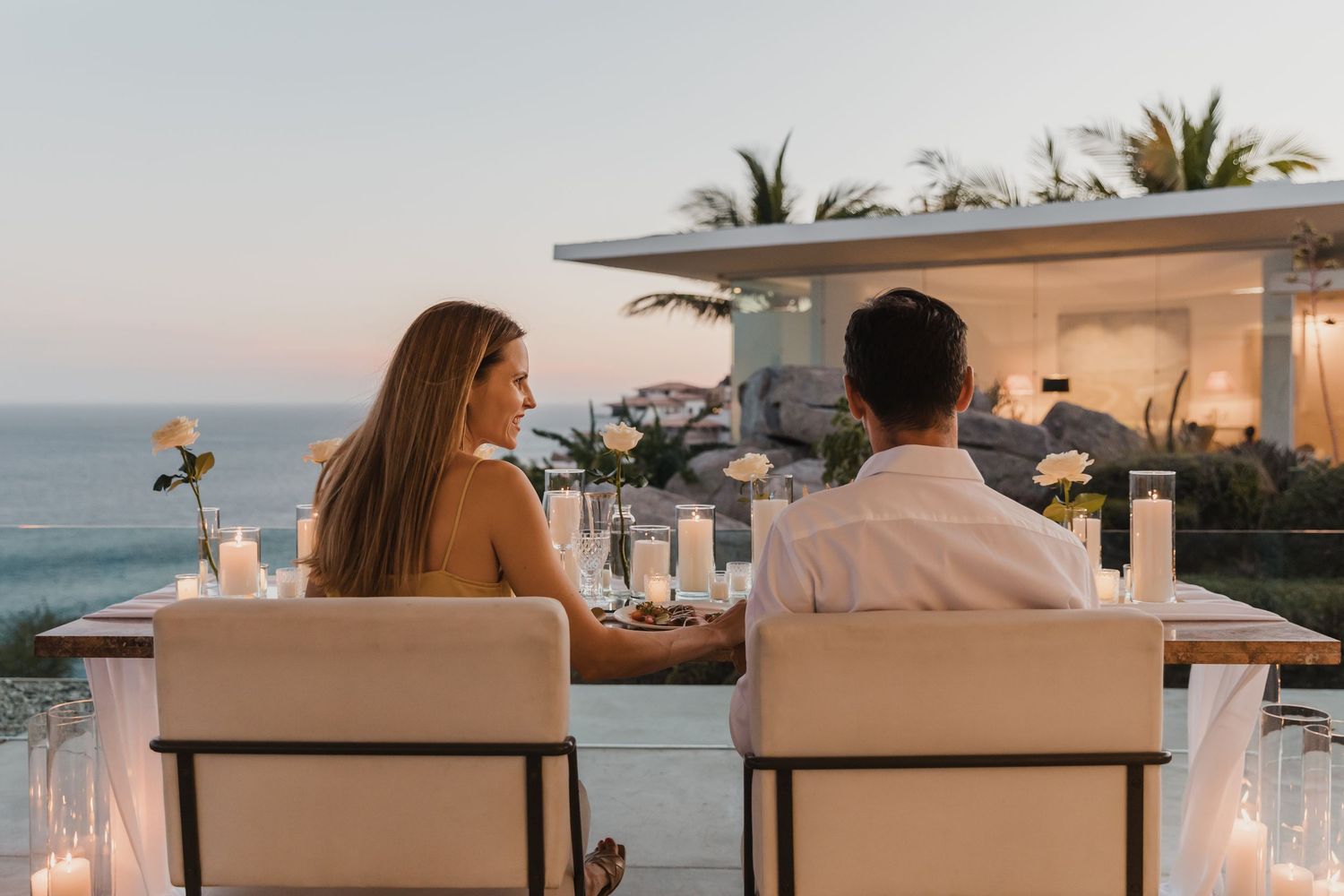 Luxury real estate photography, Los Cabos properties, ocean view homes, beachfront villas, modern architecture, high-end listings, resorts