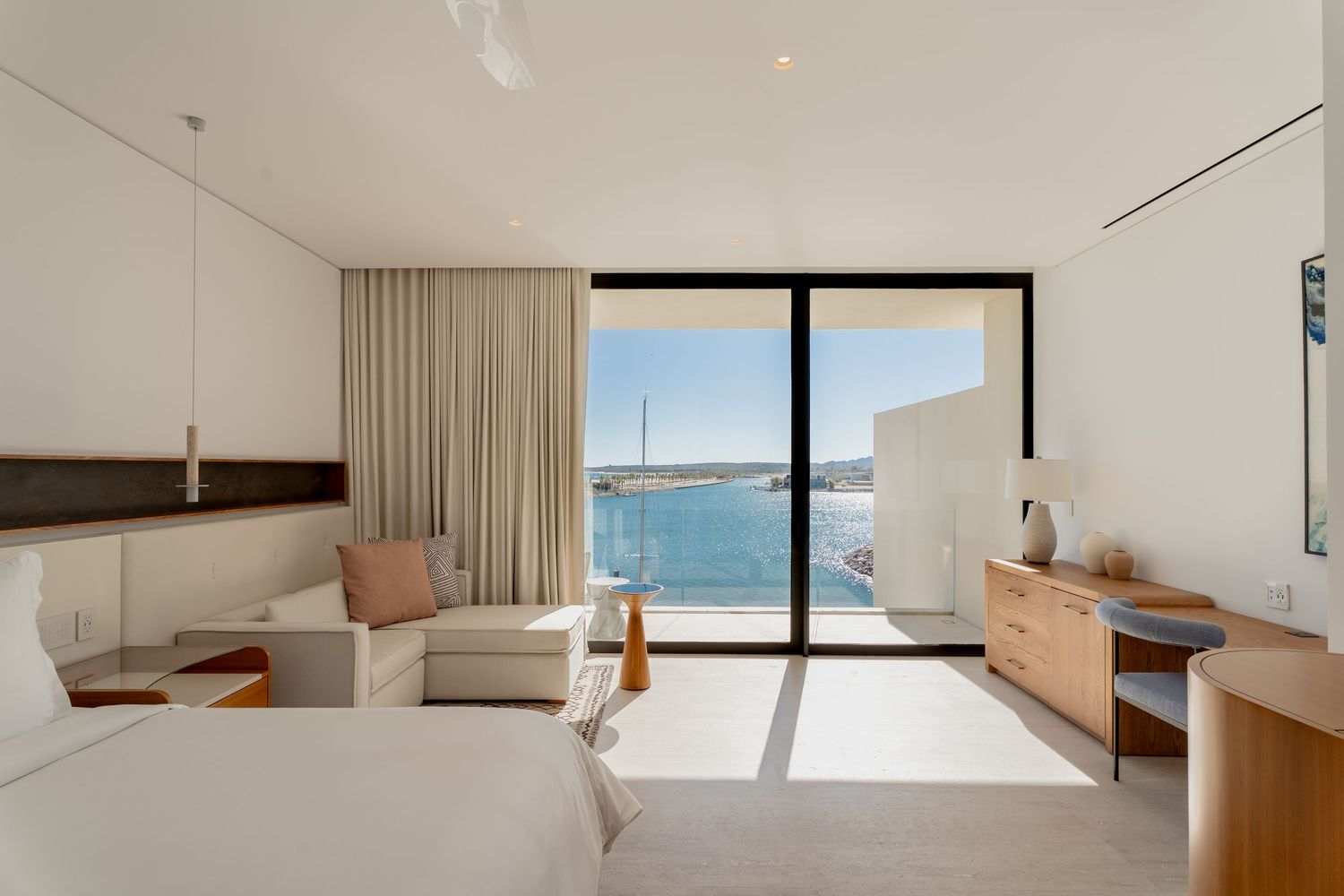 Luxury real estate photography, Los Cabos properties, ocean view homes, beachfront villas, modern architecture, high-end listings, resorts