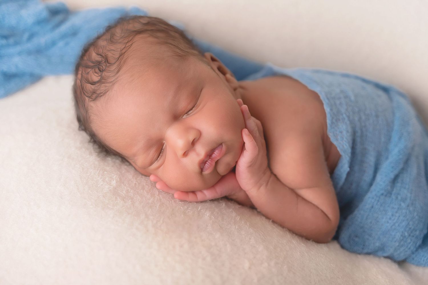 newborn baby taco pose