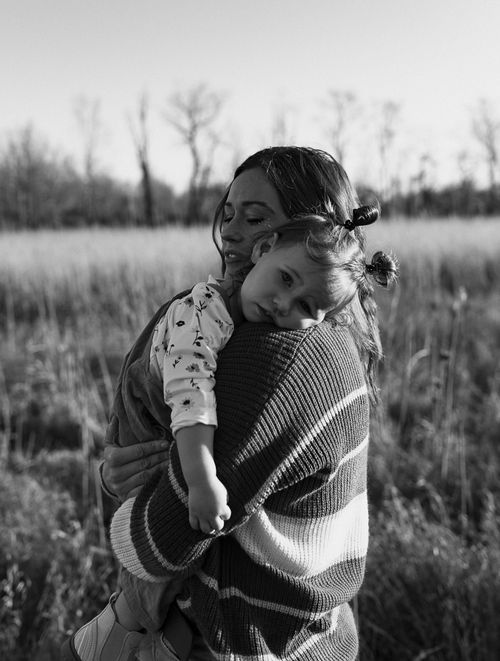 Outdoor family photography session at a northern Indiana park