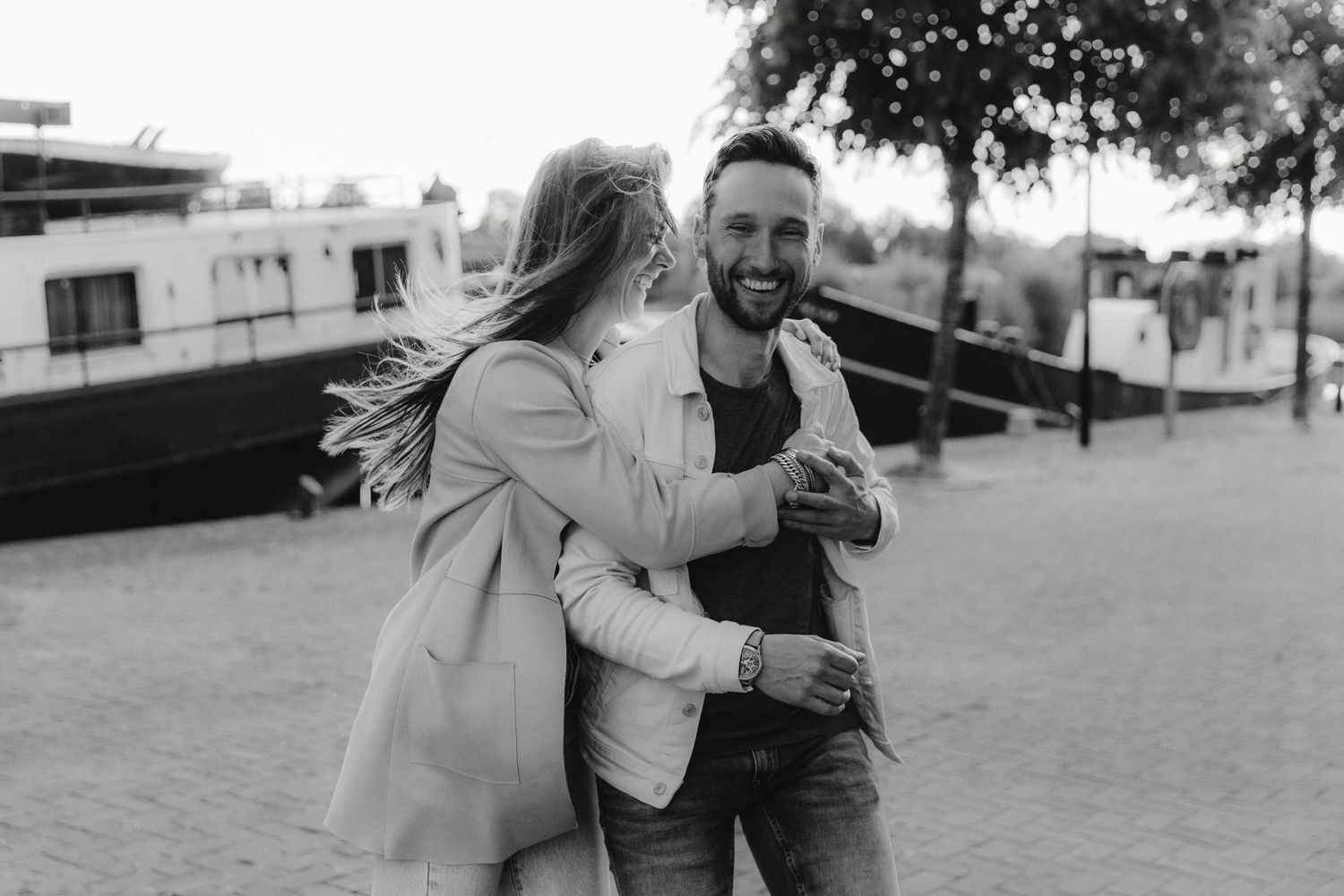loveshoot als voorbereiding bruiloft Almelo Rochelli’s Fotografie