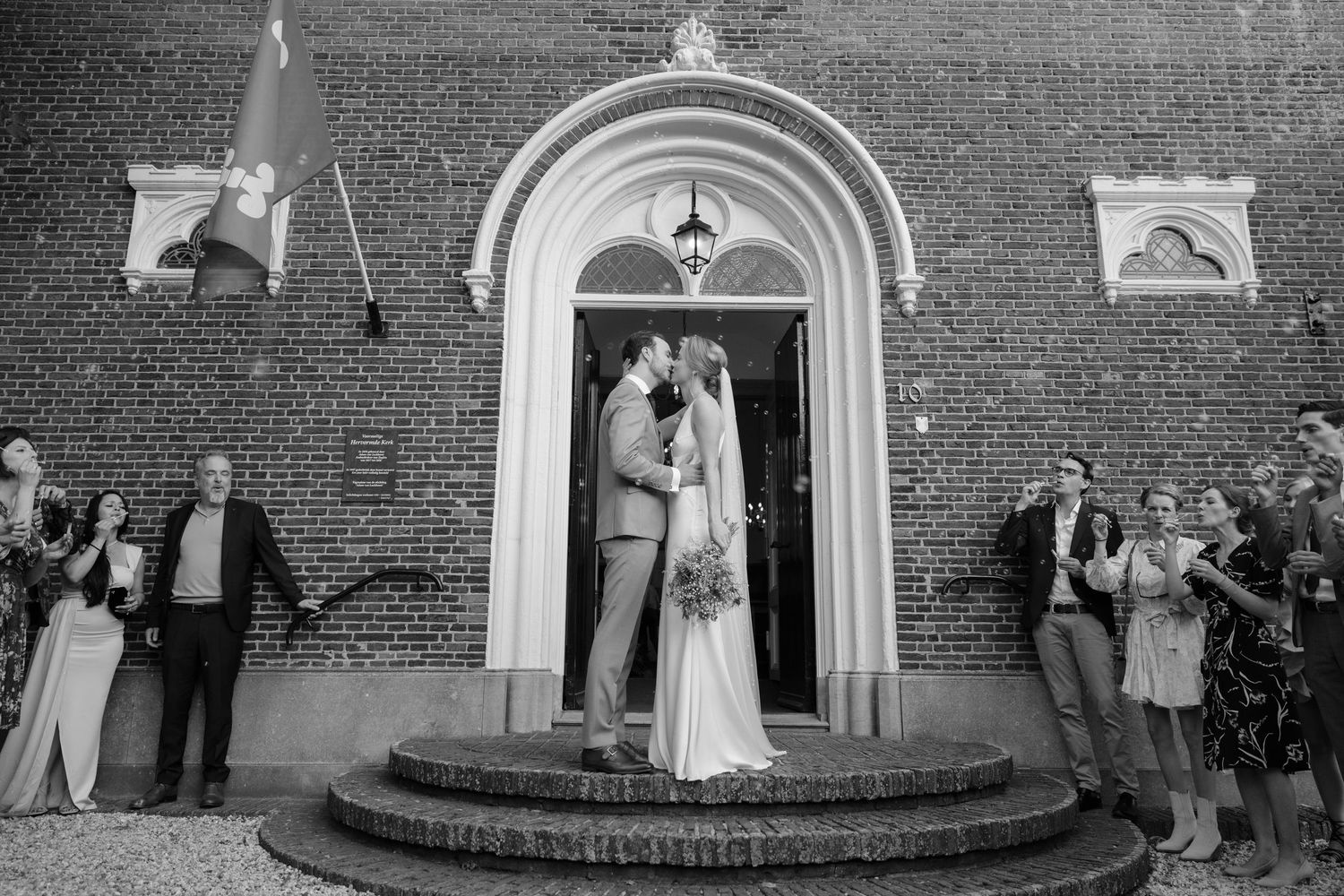 Romantische trouwreportage door trouwfotograaf Rochelli’s Fotografie in Almelo