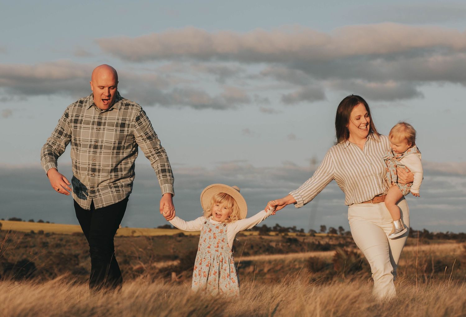 candid family moments