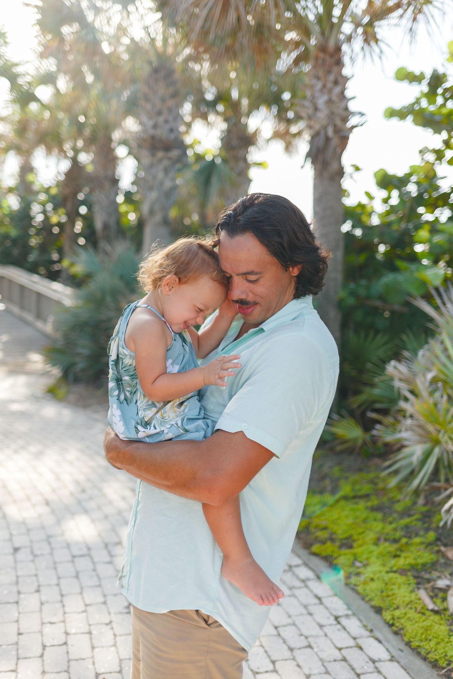 Beach family photoshoot. Palm beach family photographer. Mommy and me photoshoot. Beach family photographer.
