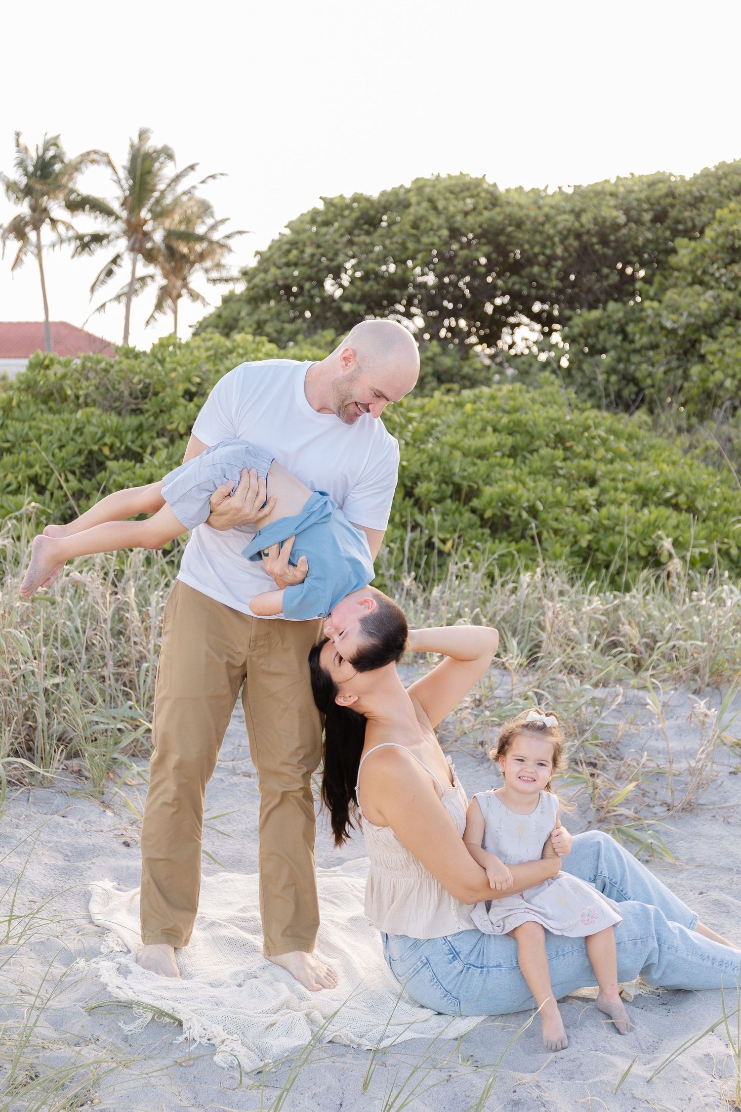 Palm Beach county family photographer. Beach family photography. Jupiter beach family photographer