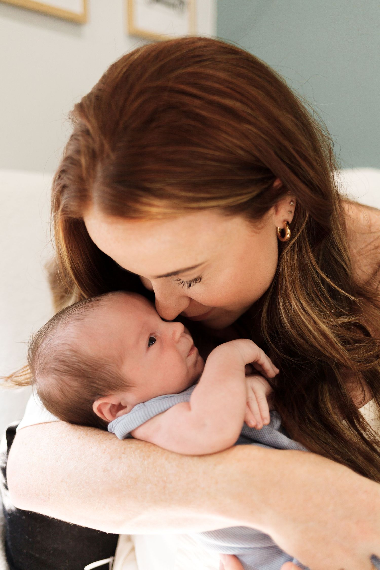 Newborn baby photoshoot.  newborn baby photoshoot in home