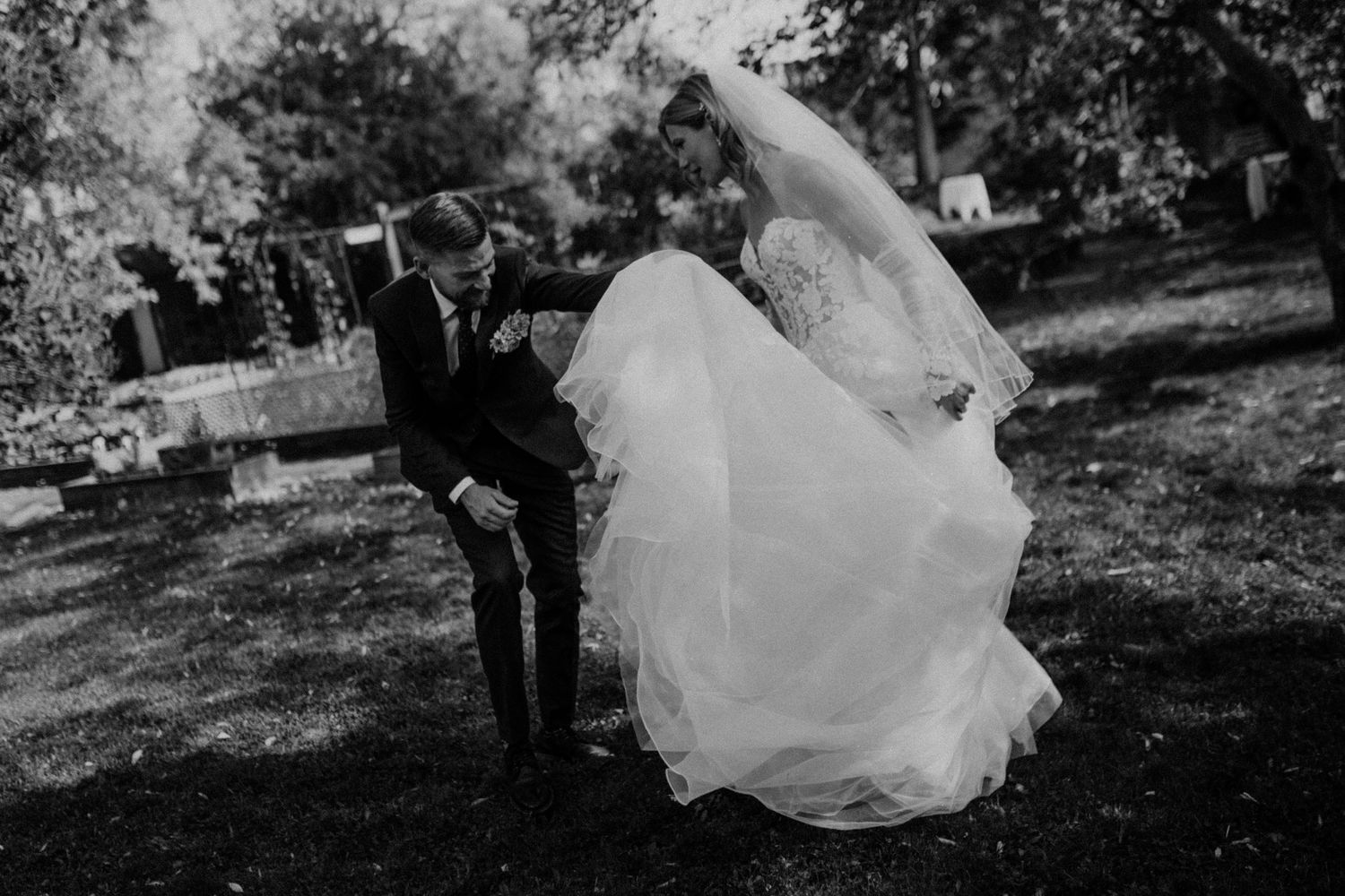 Vancouver Island Elopement Photographer Scavenger Hunt